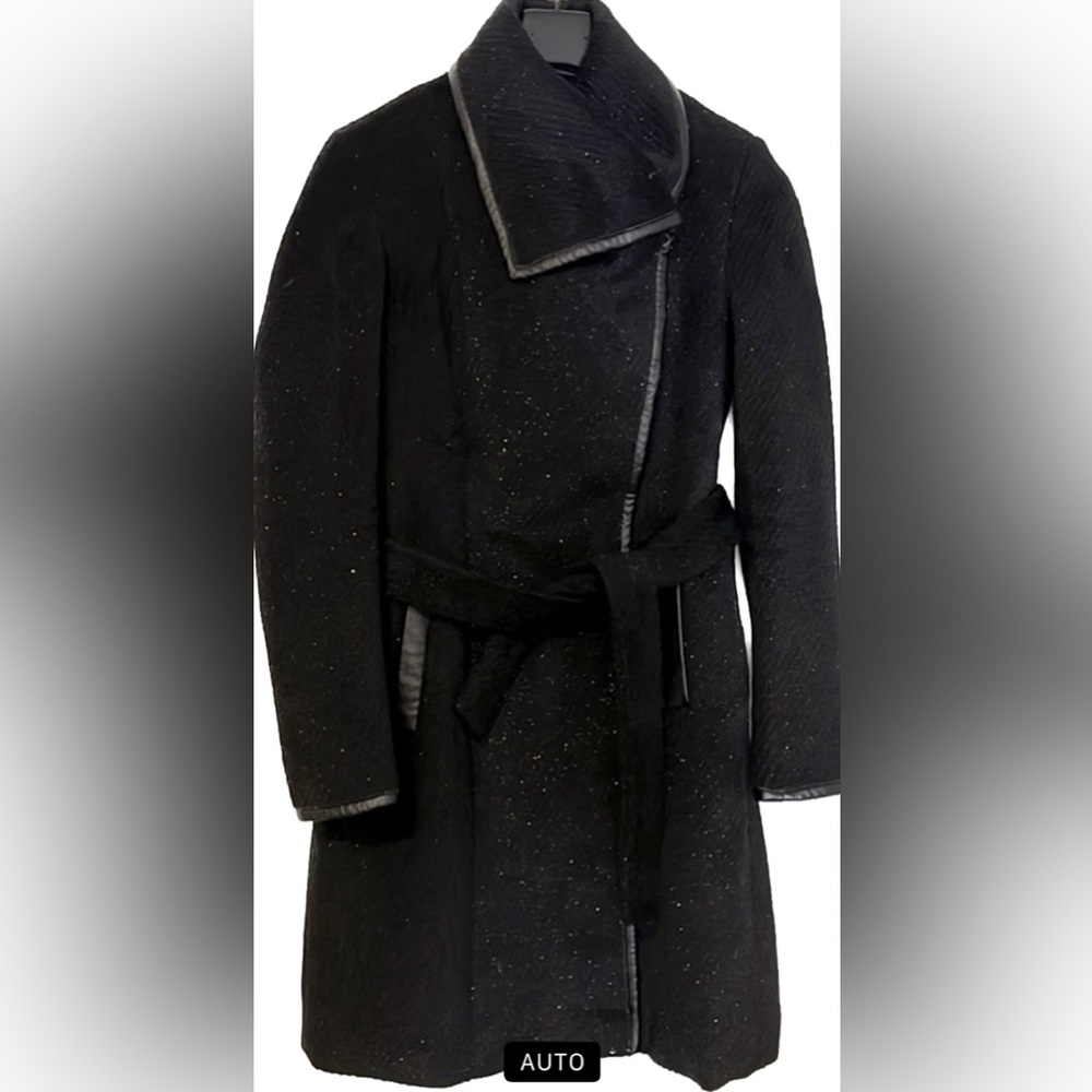 Vince Camuto coat 🧥